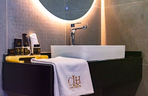 Freetown Complejo | The Country Lodge Hotel