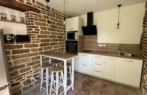 Gaillac Casa | The countryside in the city center, swimming pool, large garden, quiet.