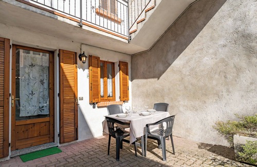 Barzio Casa | The Court of the moon