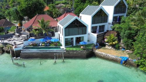 Ceningan Island Cama Y Desayuno | The Cove Bali