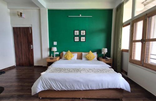 Mussoorie Hotel | The Coverpage Boutique Stays Mussoorie