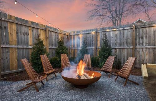 Hope Gardens Casa | The Cowboy - Luxury Home with Hot Tub & Pool Table