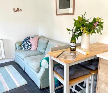 Brazzacott Casa | The Cowshed - Cottage in Cornwall