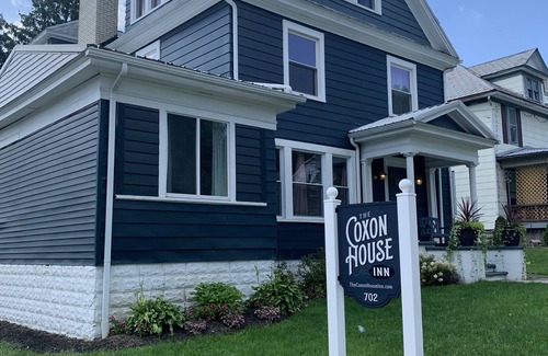 Wooster Apartamento | The Coxon House Inn: 3rd floor apartment- The Writer’s Nook