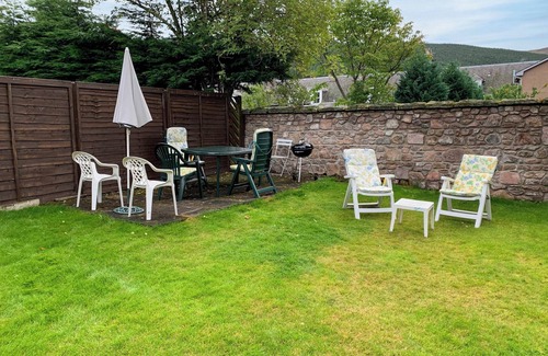 Ballater Cabaña | The Coyles - UK31466