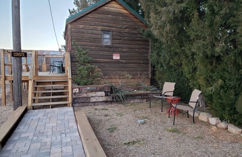Canyon Cabina | The Coyote Cabin at Palo Duro