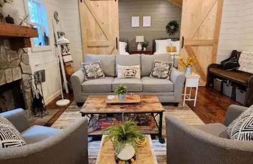 Belton Cabina | The Cozy Cabin at Mill Creek
