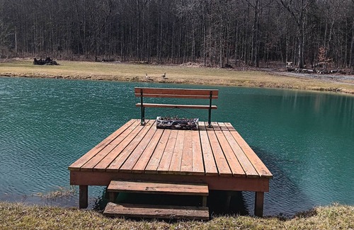 Canajoharie Cabina | The "Cozy Cabin."