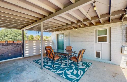Tucson Casa | The Cozy Cactus Hideaway