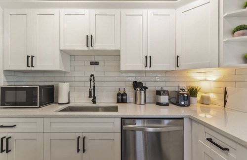 Port Tampa City Casa | The Cozy Cove - *Chic Westshore Getaway*