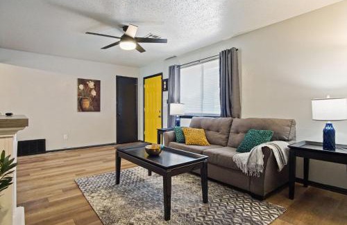 Del City Casa | The Cozy Haven 3BR Home near Tinker AFB