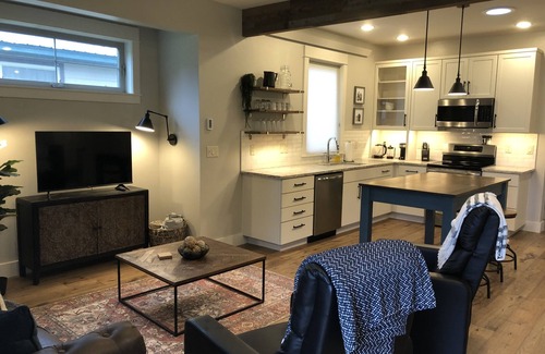 Manhattan Casa | The Cozy House: Modern 2-Bedroom Montana Retreat