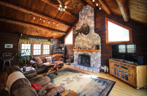 Stevenson Casa | The Cozy Moose