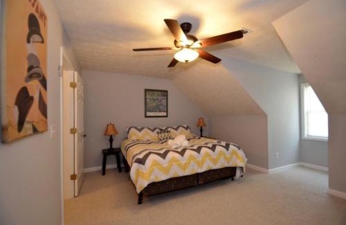 Conyers Casa | The Cozy Pearl Townhome - 10 mins to horse park