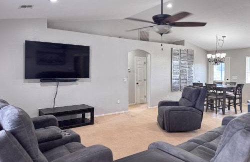 Show Low Casa | The Cozy Pines Getaway