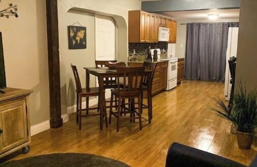 Sanford Casa | The Cozy Sanford Home