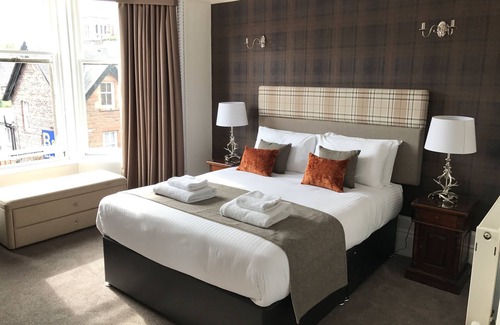 Callander Casa | The Crags Hotel