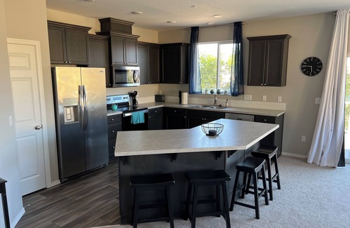 The Dalles Casa | The Crane’s View: Views, Hot Tub, Dog/Kid Friendly!