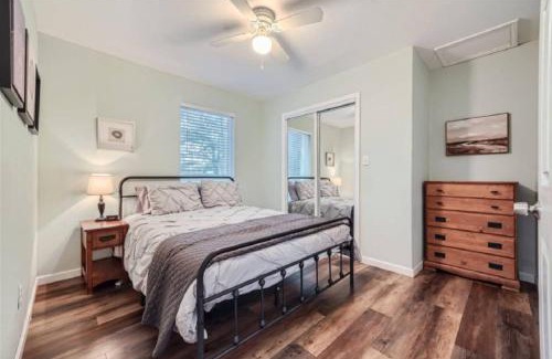 Cedar Creek Casa | The Creek House