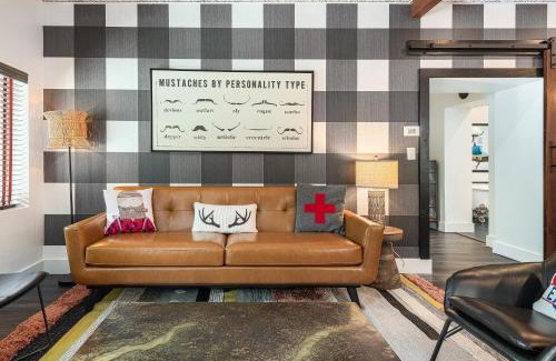 Idyllwild Hotel | The Creekstone