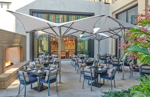 Fort Worth Cultural District Hotel | The Crescent Hotel | Superior King Room | Balcony Designed for Arts & Leisure
