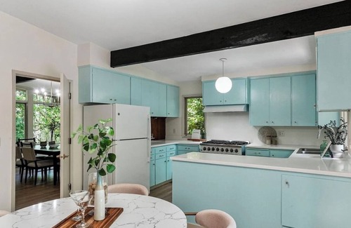 Corvallis Casa | The Crest and Bella Estates- Sleeps up to 21!