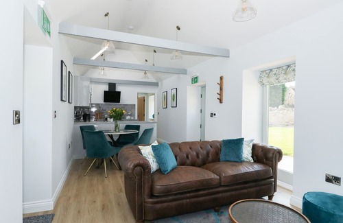 Fotheringhay Cabaña | THE CROFT FARM, pet friendly, luxury holiday cottage in Wansford
