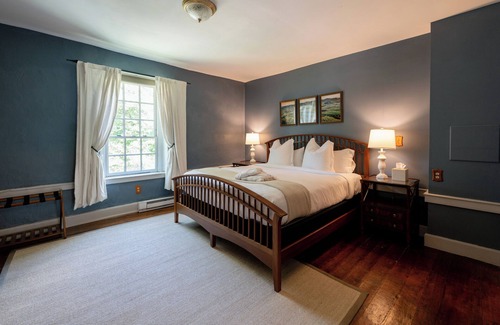North Garden Cama Y Desayuno | The Crossroads Inn
