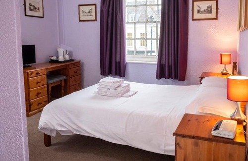 Alton Hotel | The Crown Hotel