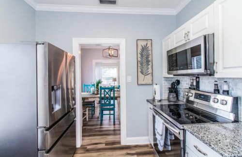 Lakeland Casa | The Cumberland Cottage Near Florida Southern College