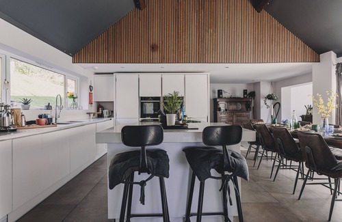 Teignmouth Chalet De Esquí | The Curlews - Villa junto al mar con spa grande (Teignmouth)