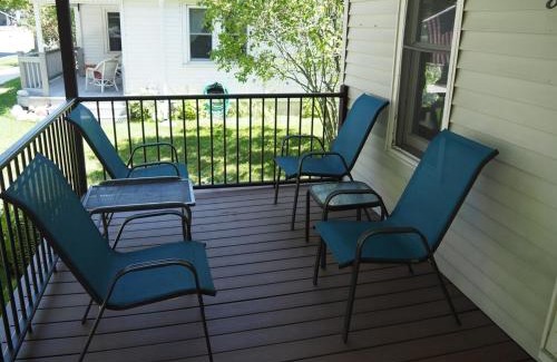 Frankfort Apartamento | The Cute & Cozy - Lower Apt - Great Location!