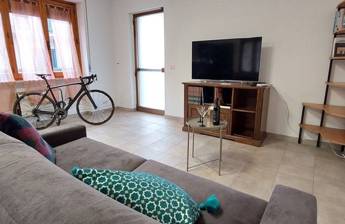 Montelovesco Apartamento | The Cyclist. Pedal your way to your ideal stay!