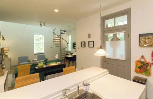 Soulard Casa | The Dackel - Townhouse in Historic Soulard