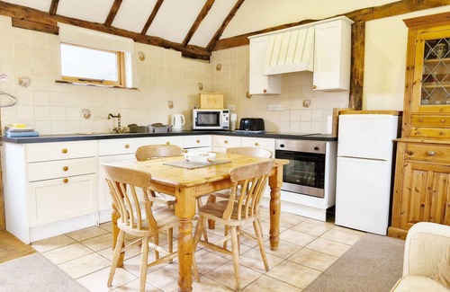 Petersfield Cabaña | The Dairy, Petersfield - una conversión de granero para 4 personas en 1 habitación