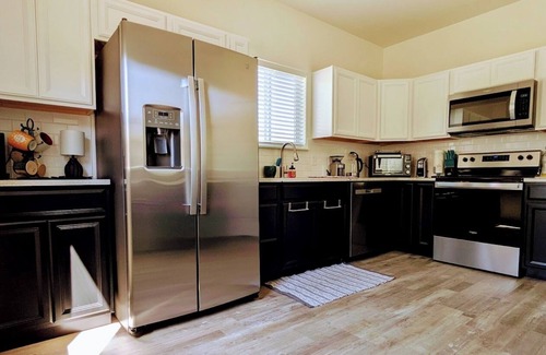 Grand Junction Casa | The Dairy Retreat: Private + New + Espresso + Pets