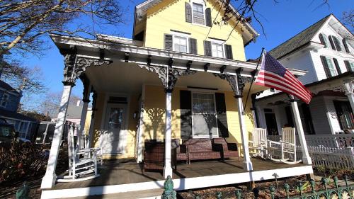 Cape May Casa | The Daisy Cottage- Whole House Rental