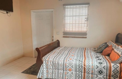 Nassau Apartamento | The Dames Studio Apartment