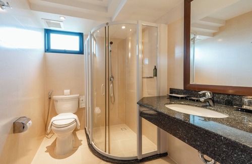 Nana Hotel | The Dawin Hotel