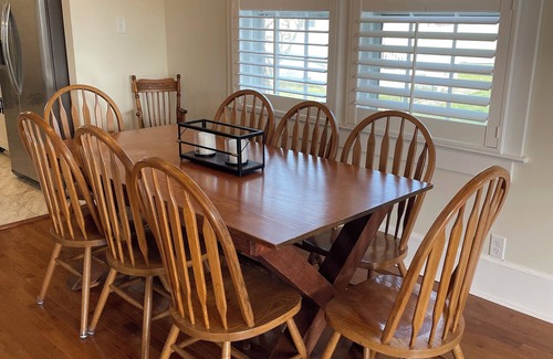 Deltaville Casa | The Deadrise Inn, Sleeps12, Spacious, Newly Renovated