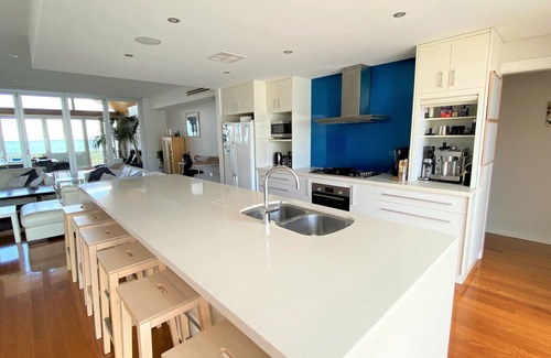 West Busselton Casa | The Deck House Beachfront in Beautiful Busselton