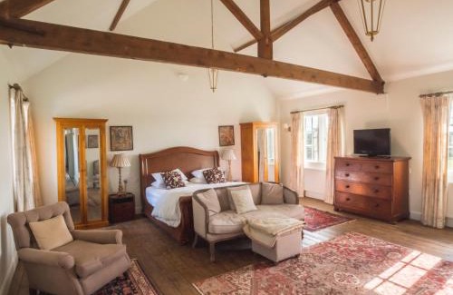 Lincoln Casa | The Delaval Rooms