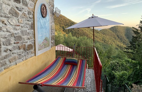 Montefegatesi Casa | The Deliziosa Casetta on the Tuscan Apennines, for those who love nature and tranquility.