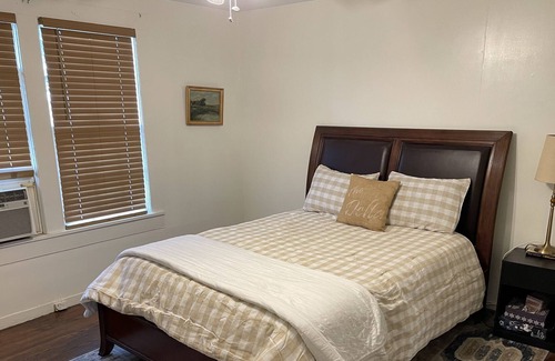 Clarksdale Casa | ✨The Delta Bungalow at Hopson, close to downtown Clarksdale!