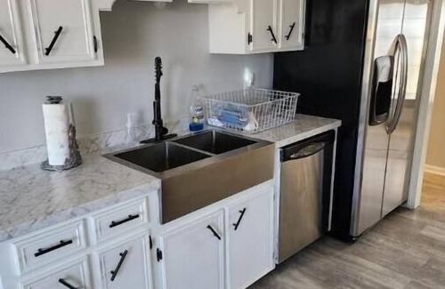 Cleveland Casa | The Delta Cottage