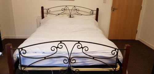 Bishop Auckland Casa | The Den, Coves House