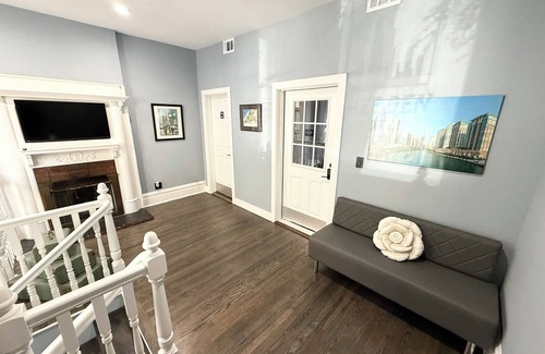 Lakeview Hotel | The Den Hotel