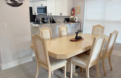 Chatham Park Casa | The Den! Private Pool and Pond Views, 5 Miles to Disney