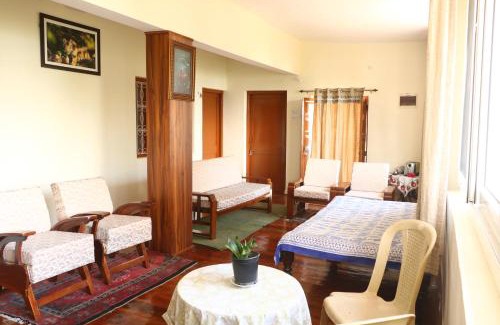 Pauri Casa | The Deodar Inn