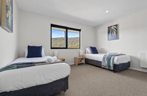 Derby Casa | The Derby Cabin Stay